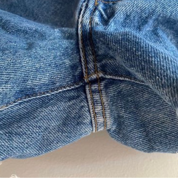 Calvin Klein Vintage Shorts - Picture 5 of 6